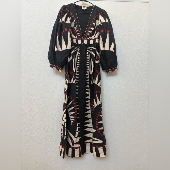 FARM Rio Coconut Grove Puff - Picture 2 of 4